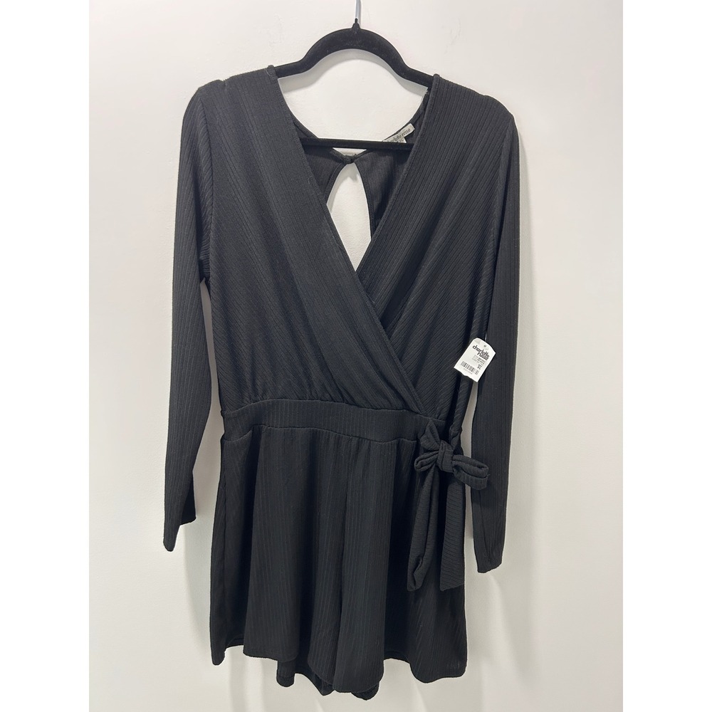 Charlotte Russe NWT Womens Black Ribbed Long Sleeve Wrap Romper XL BD1921‎